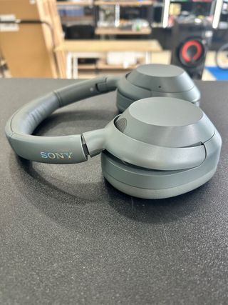 AURICULARES SONY ULT WEAR POWER SOUND