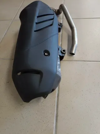 Silencioso Escape Piaggio Medley 2015