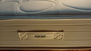 Cama pino macizo con colchón