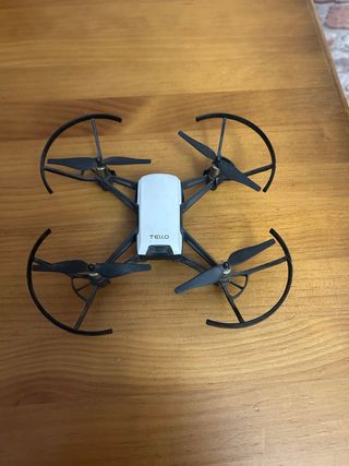 Dron Tello Blanco y Negro