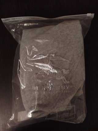 Sudadera Burberry con cremallera