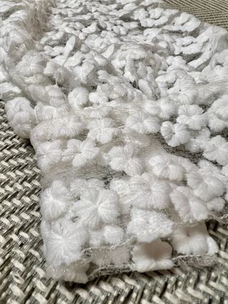 Vestido blanco con flores bordadas * talla M