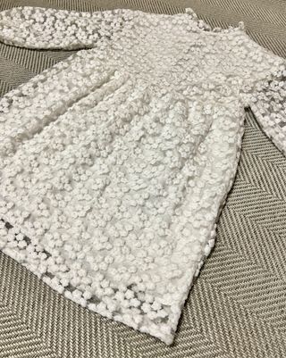 Vestido blanco con flores bordadas * talla M