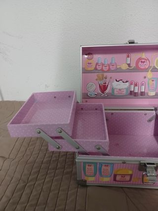Caja de maquillaje infantil rosa y plateada