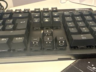 Teclado gaming Nacon CL700M