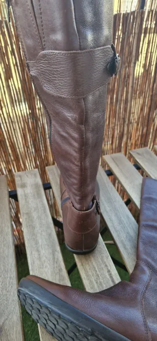 Botas de piel marrones