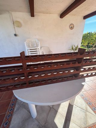 Botellero de madera grande