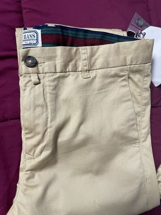Pantalón beige Bass, Talla 14 o 16 años nuevo