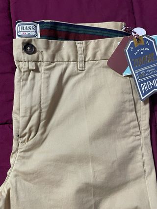 Pantalón beige Bass, Talla 14 o 16 años nuevo