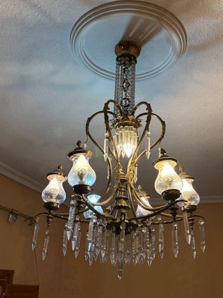 Lámpara de techo antigua de cristal y metal