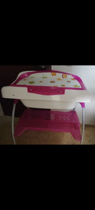Bañera cambiador bebé en buen estado