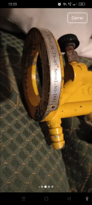 Mechero de laboratorio antiguo