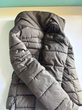 Chaqueta Bershka verde oliva