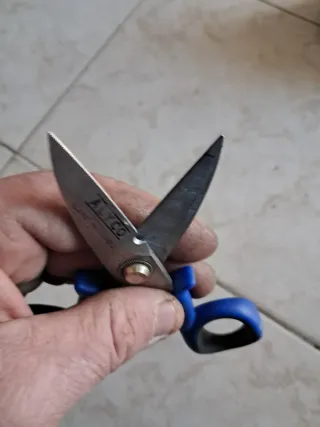 Tijeras de electricista