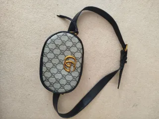 Riñonera Gucci GG Marmont Beige Dorada