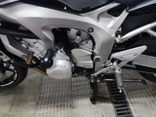 Yamaha FZ6