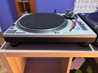 Technics SL 1200 MK5