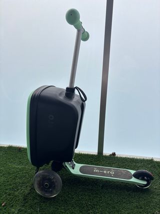 Patinete Micro con maleta y luces