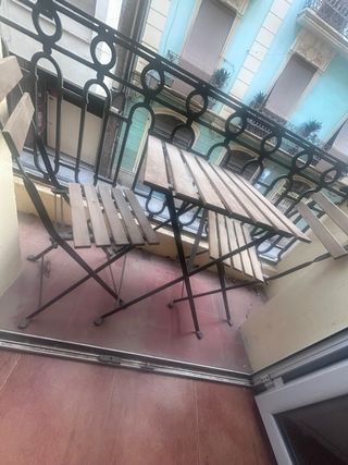 Mesa y 2 Sillas Ikea Madera