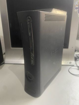 Xbox 360 Negra 120GB + Kinect + Juegos