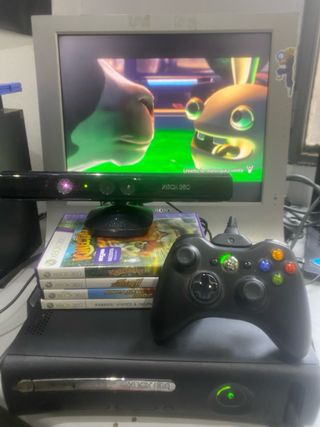Xbox 360 Negra 120GB + Kinect + Juegos