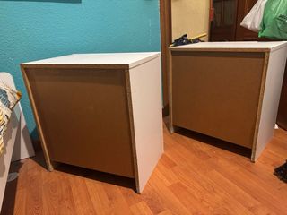 2 Mesitas de Noche Blancas 3 Cajones