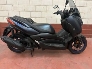 Yamaha XMAX 125 Tech Max Scooter