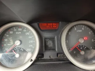 Despiece Renault Megane 2 1.4 Gasolina