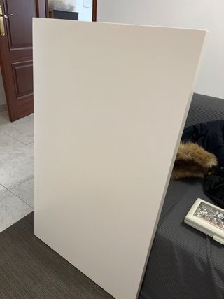 Tablero de escritorio blanco