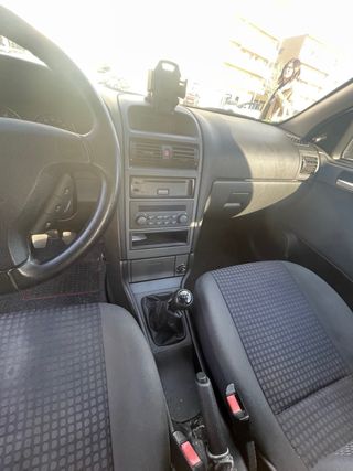 Opel Astra 2002