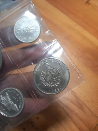 4 Monedas Sin Circular  3 plata