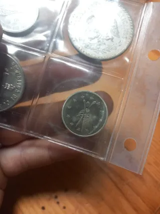 4 Monedas Sin Circular  3 plata