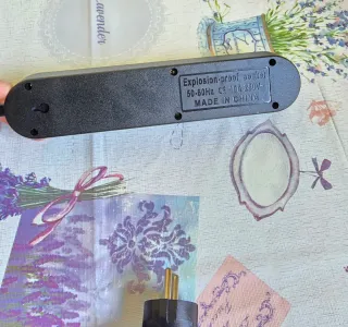 Regleta de 3 enchufes + 3 USB (color negro)