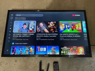 Samsung 2024 32" Smart TV Como Nueva