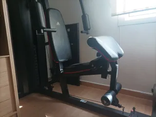 Máquina Musculación Adidas