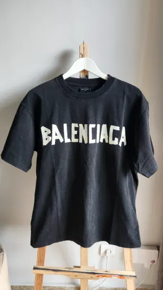 Camiseta Balenciaga Negra