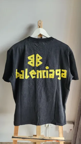 Camiseta Balenciaga Negra