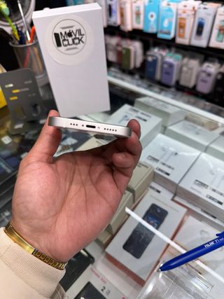 iPhone 14 256GB Starlight