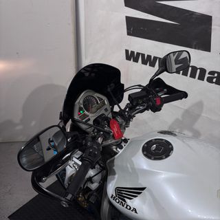 HONDA CB 600F HORNET