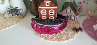 Riñonera lentejuelas fucsia y plata