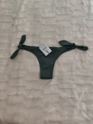 Bikini Talla S a estrenar verde con lazos