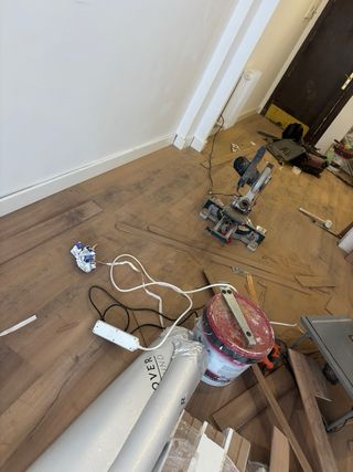 Acuchillado y Barnizado de Suelos