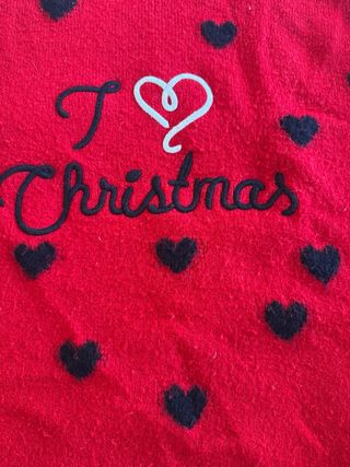 Jersey Rojo Corazones Negro