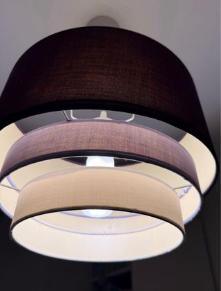 Lámpara colgante de tela multicapa