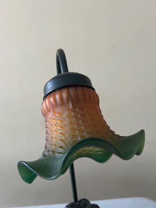 Lámpara de mesa vintage con figuras