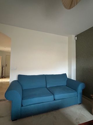 Divano blu 3/4 posti