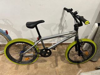 Bicicleta BMX Btwin 20 Negra y Amarilla