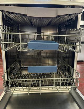 LAVAVAJILLAS BOSCH EN INOX SILENCEPLUS