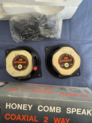 Coppie Altoparlanti Majestic Honey Comb AP 255