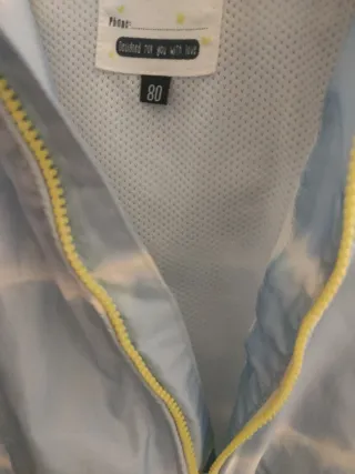 Chaqueta chubasquero bebé 80cm